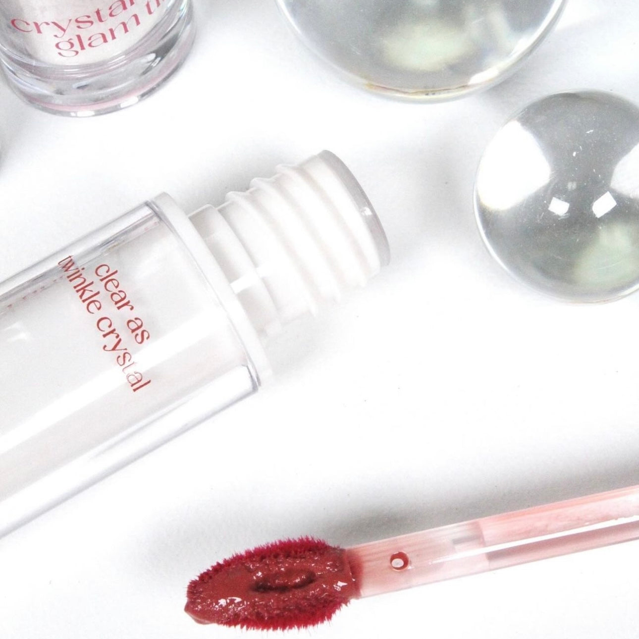 CLIO全新推出玻璃水光唇釉Clio Crystal Glam Tint 🔮| 水晶一樣晶瑩剔透質感✨