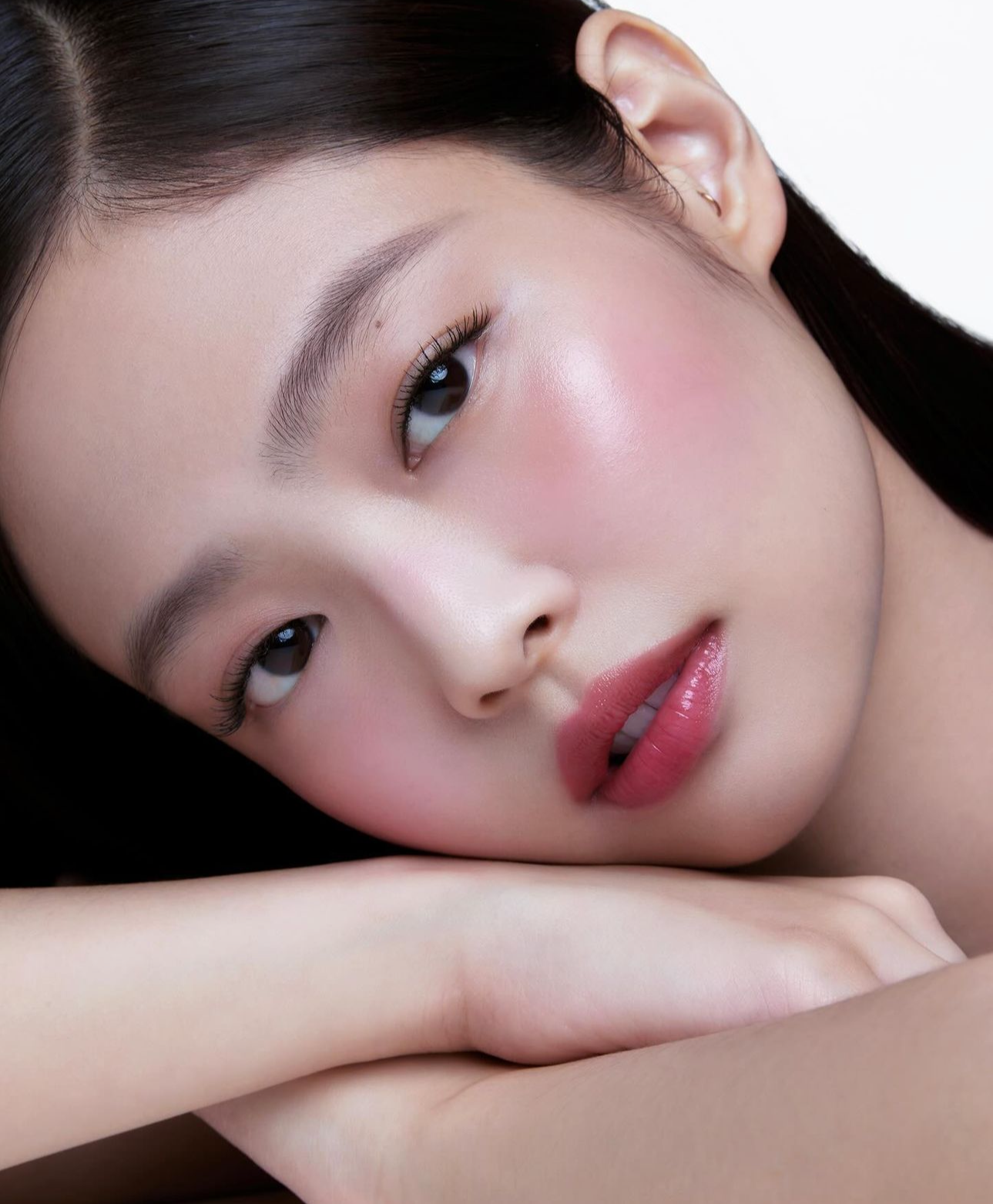 Jennie Pick❤️🔥「人間CHANEL」 Hera 裸感光澤方塊柔潤唇蜜| Hera Sensual Nude Gloss🩰✨