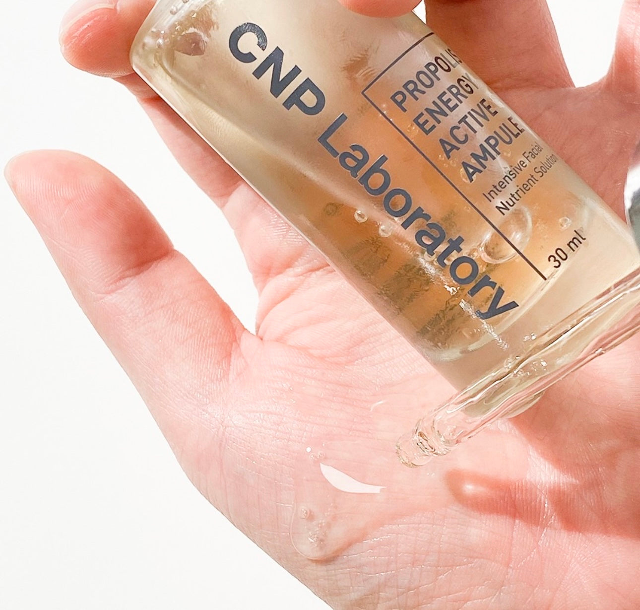 讓皮膚透亮膨膨💦|CNP Laboratory Propolis Energy Ampule 蜂膠高補濕透亮導入精華🍯| IU代言品牌❤️🔥| 消費者滿意度96.4%