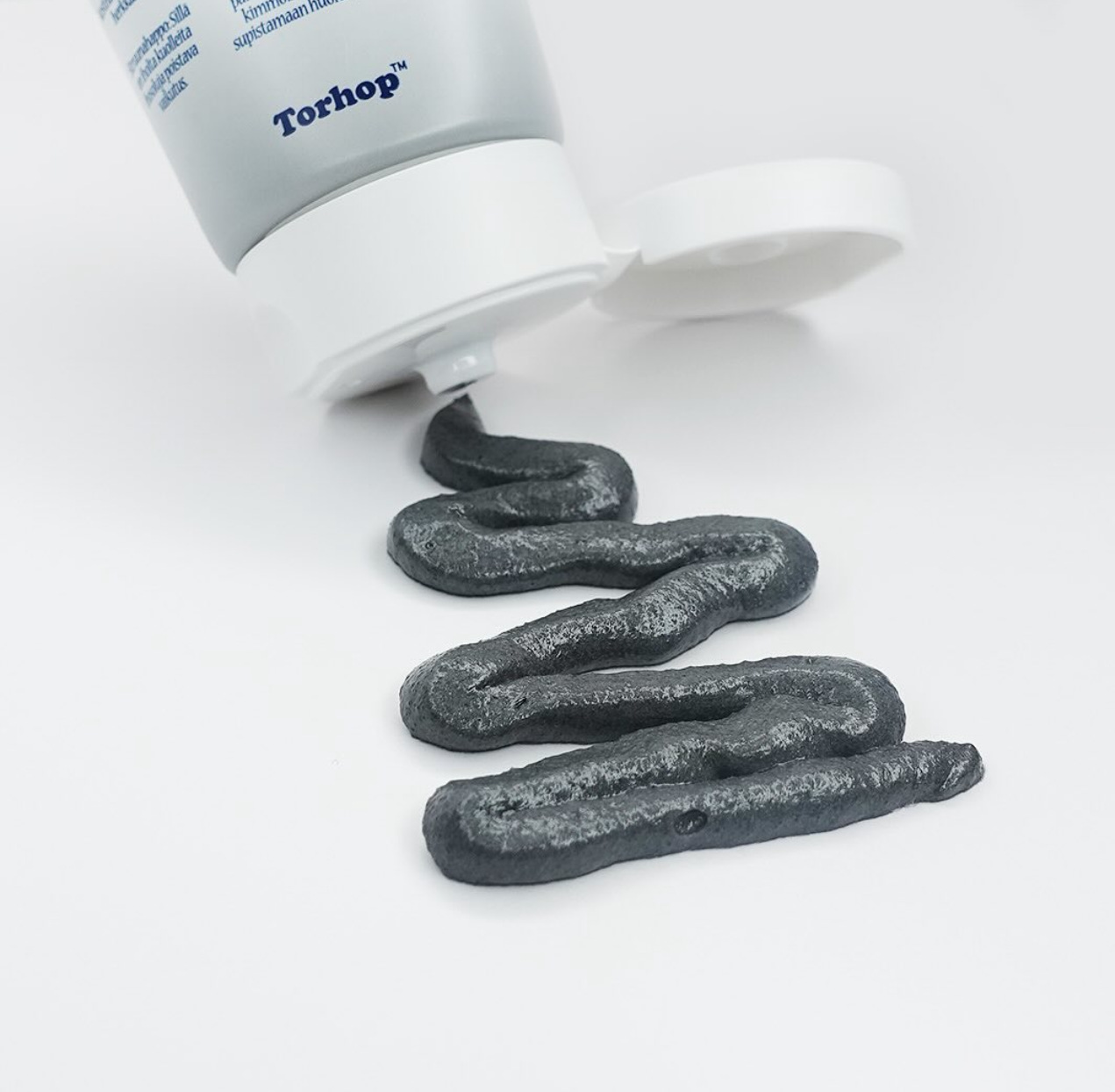 大熱🔥 韓國小眾品牌⭐️ Torhop 黑鹽去黑頭粉刺泡沫潔面乳 Torhop Kaamos Black Salt Foaming Cleanser