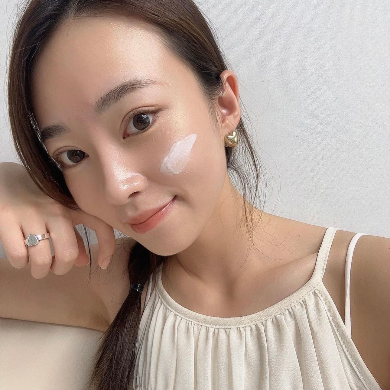 Illiyoon神經酰胺身體乳液🧴| 敏感肌膚、濕疹肌膚都可以使用 ♪