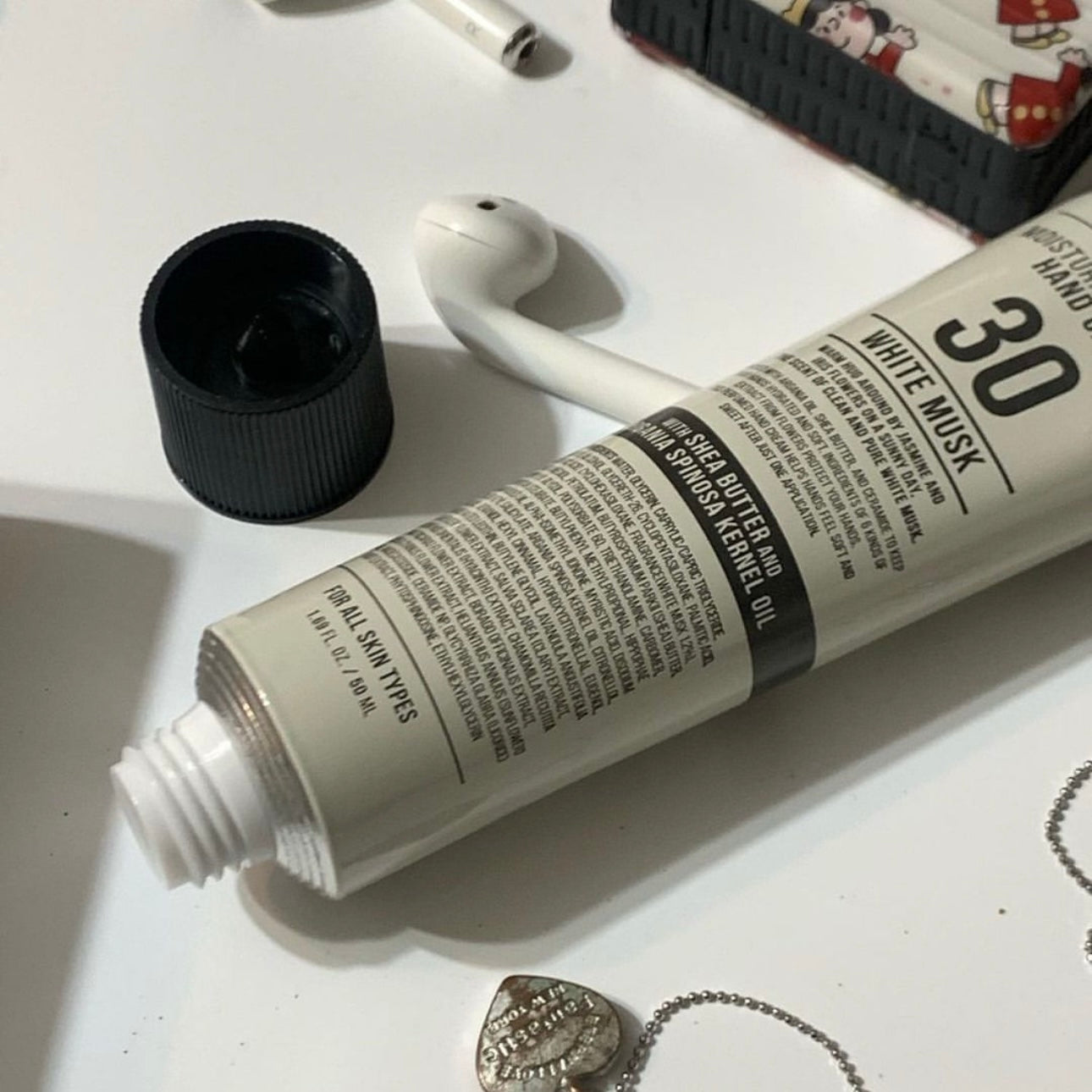 W.DRESSROOM 香水柔和保濕護手霜套裝| W.DRESSROOM Moisturizing Perfume Hand Cream ☁️