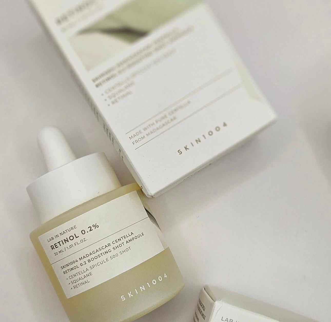 Skin1004馬達加斯加積雪草溫和 A醇微針微導精華0.2%濃度⭐️Skin1004 Retinol 0.2 Boosting Shot Ampoule | 無痛煥膚的秘密在這 ✨