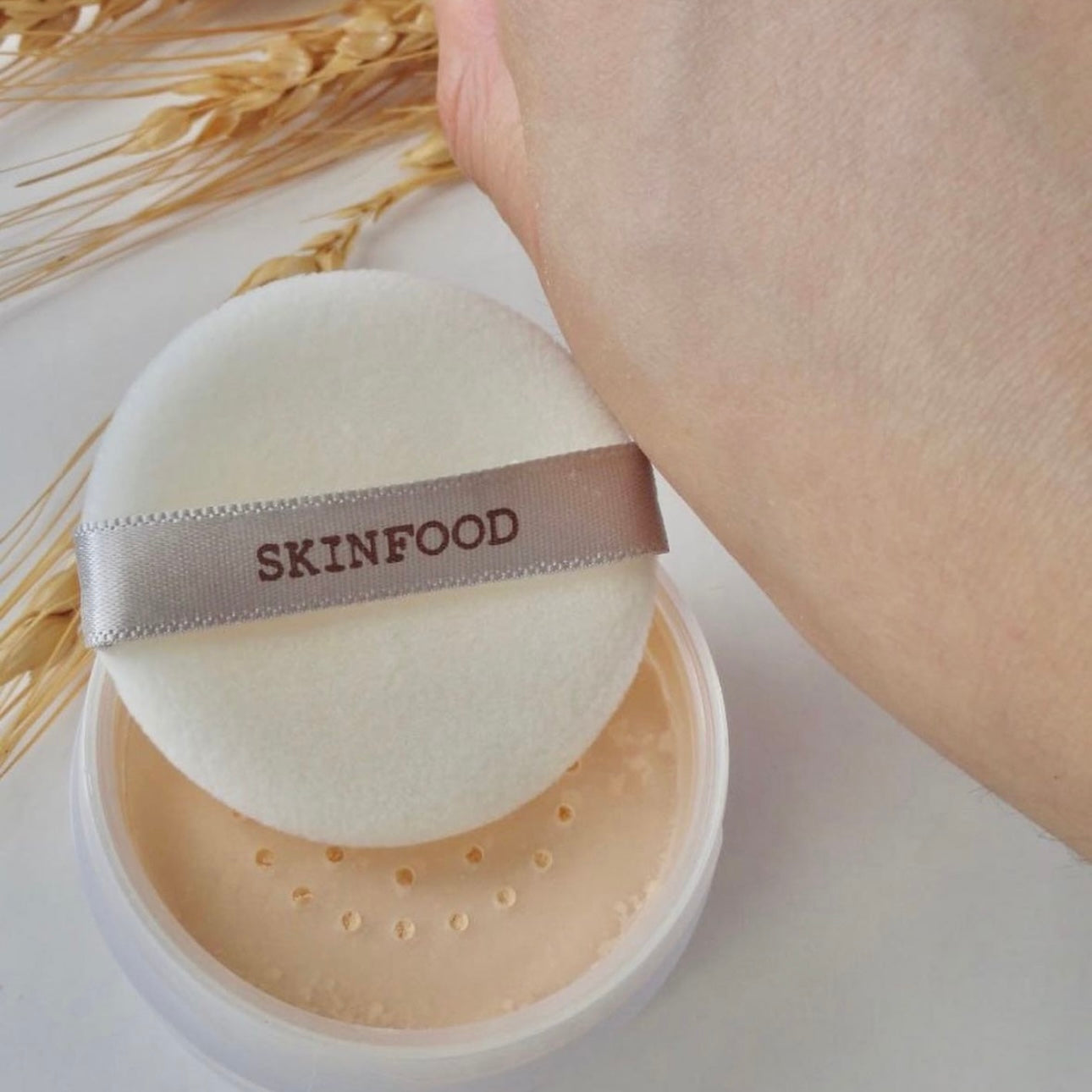 千萬不要停產❤️🔥| Skinfood親膚小麥持久定妝霧感有色碎粉 Skinfood Backwheat Loose Powder🌾