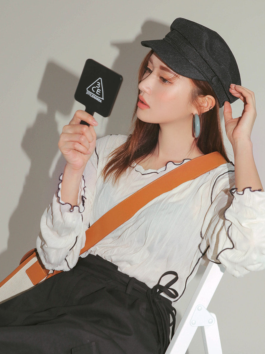 高顏值💫|3CE Mini 方形手持化妝鏡| 3ce Square Mini Hand Mirror🖤🩷