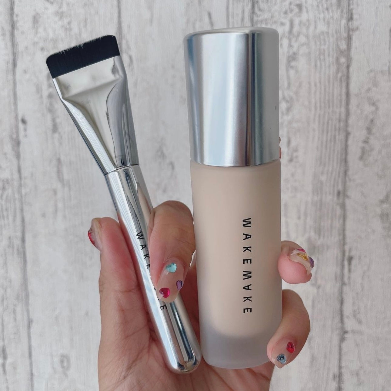 附送刷子+ BB cream✨|高遮瑕🙋🏼♀️| Wakemake 純素水漾絲絨透亮粉底液💫NEW Water Velvet Gover Foundation🪄