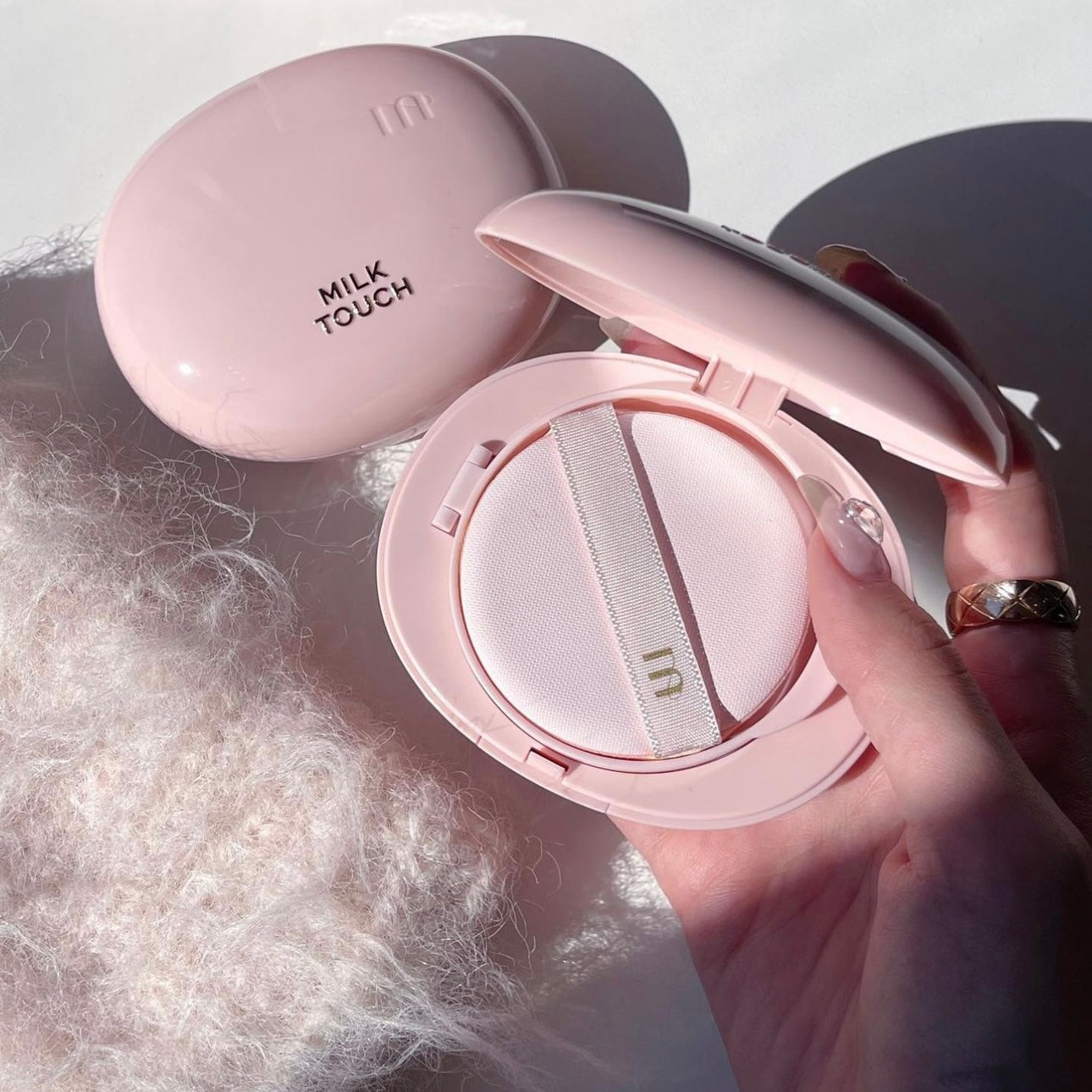 輕薄持妝偽素顏妝感✨| Milk Touch持妝牛奶肌絲網按壓式氣墊🥛Milk Touch All-Day Skin Fit Milky Glow Cushion SPF50+ PA++++ ☁️