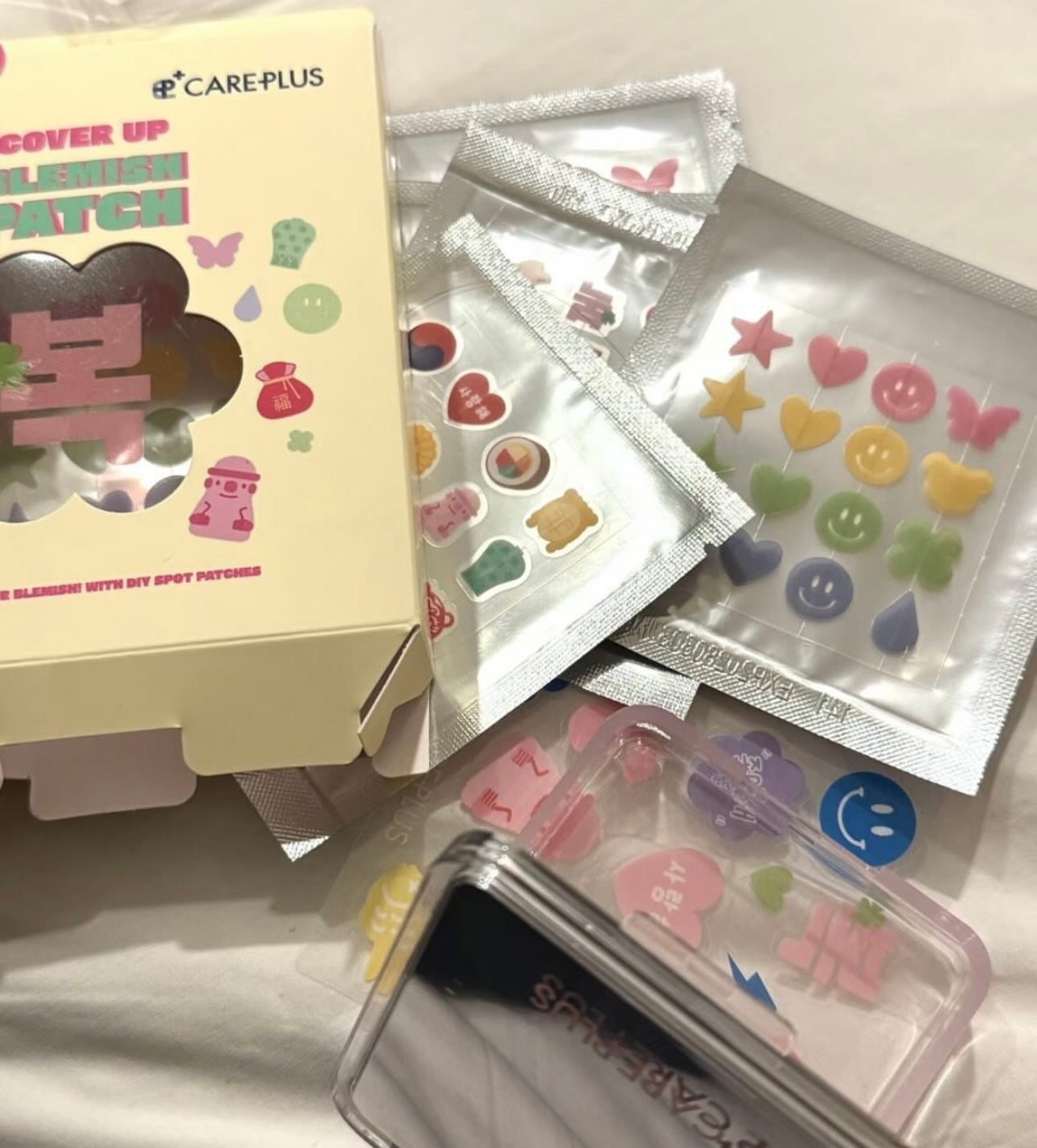 長痘痘也要可愛的😆 Olive Young 可愛造型隱形痘痘貼💗