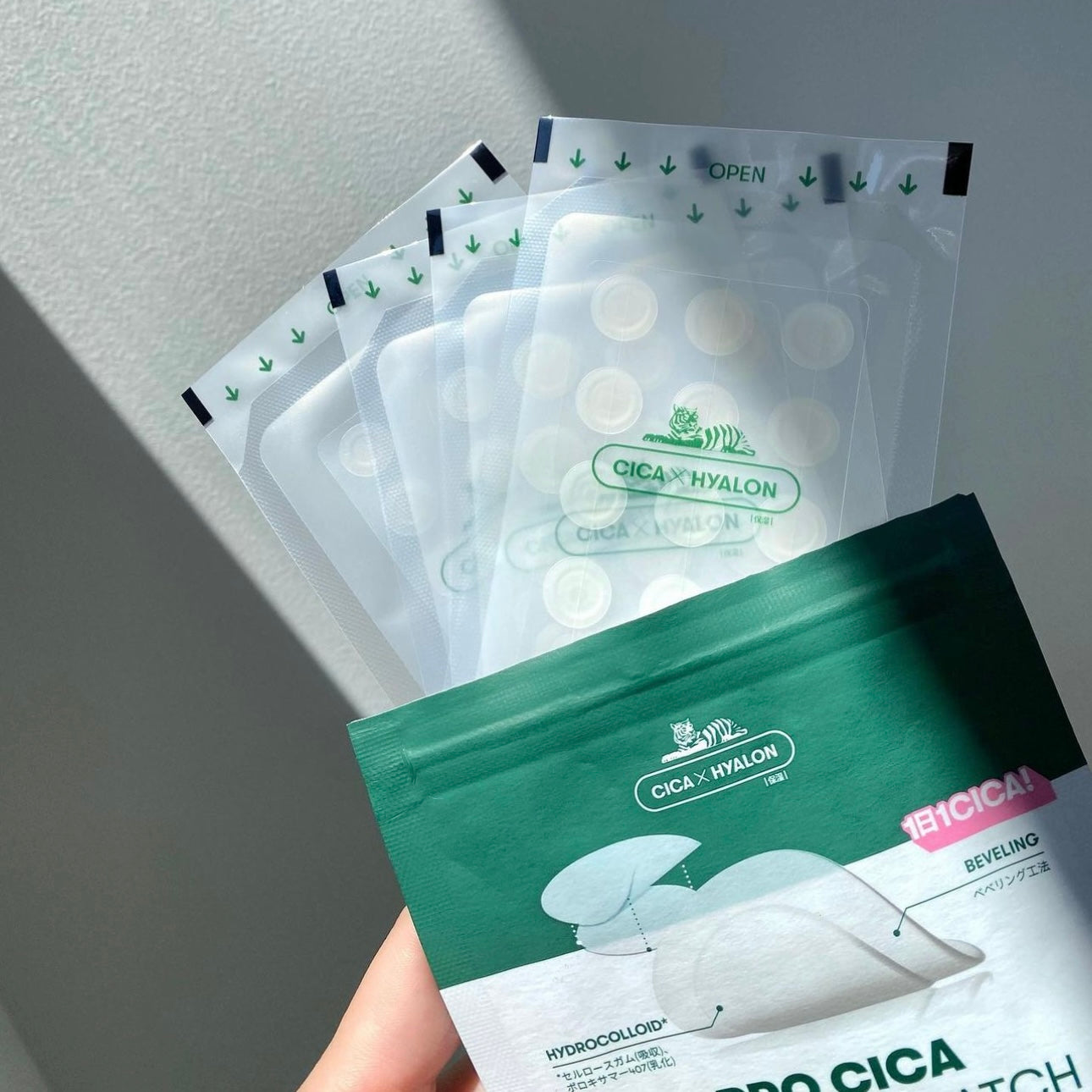 隱形隔離 消炎修護 💖| VT Cosmetics 老虎積雪草隱形修復痘痘貼 66片 CICA Spot Patch 🌿