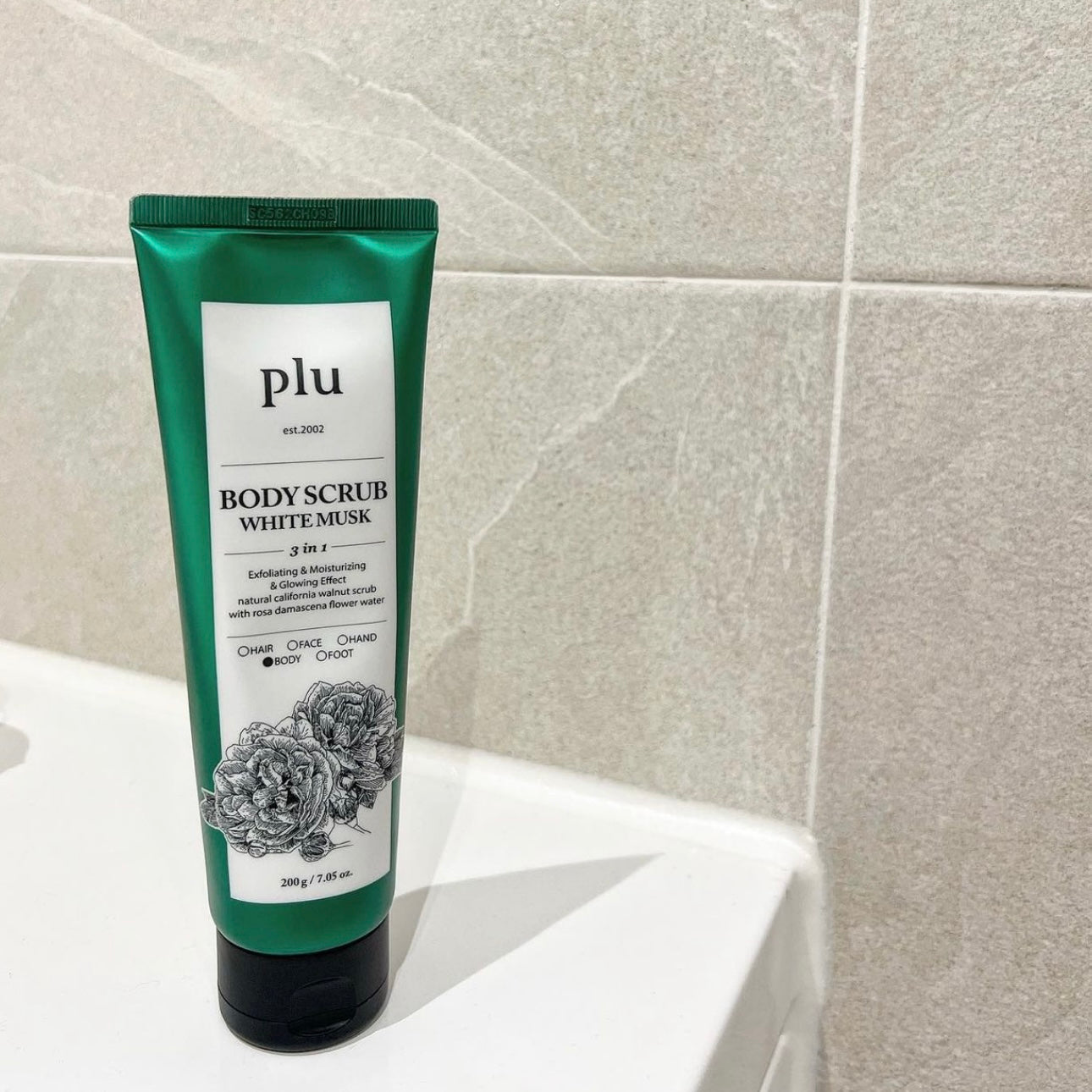 增量裝250g+200g ✨Plu-3 in 1 多效身體磨砂膏套裝| 沐浴露+潤膚+去角質磨砂 三合一功效✨