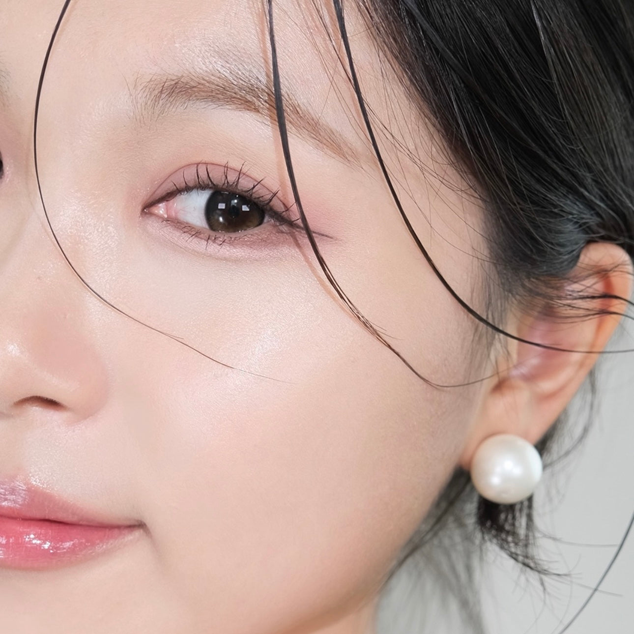 附送刷子+ BB cream✨|高遮瑕🙋🏼♀️| Wakemake 純素水漾絲絨透亮粉底液💫NEW Water Velvet Gover Foundation🪄