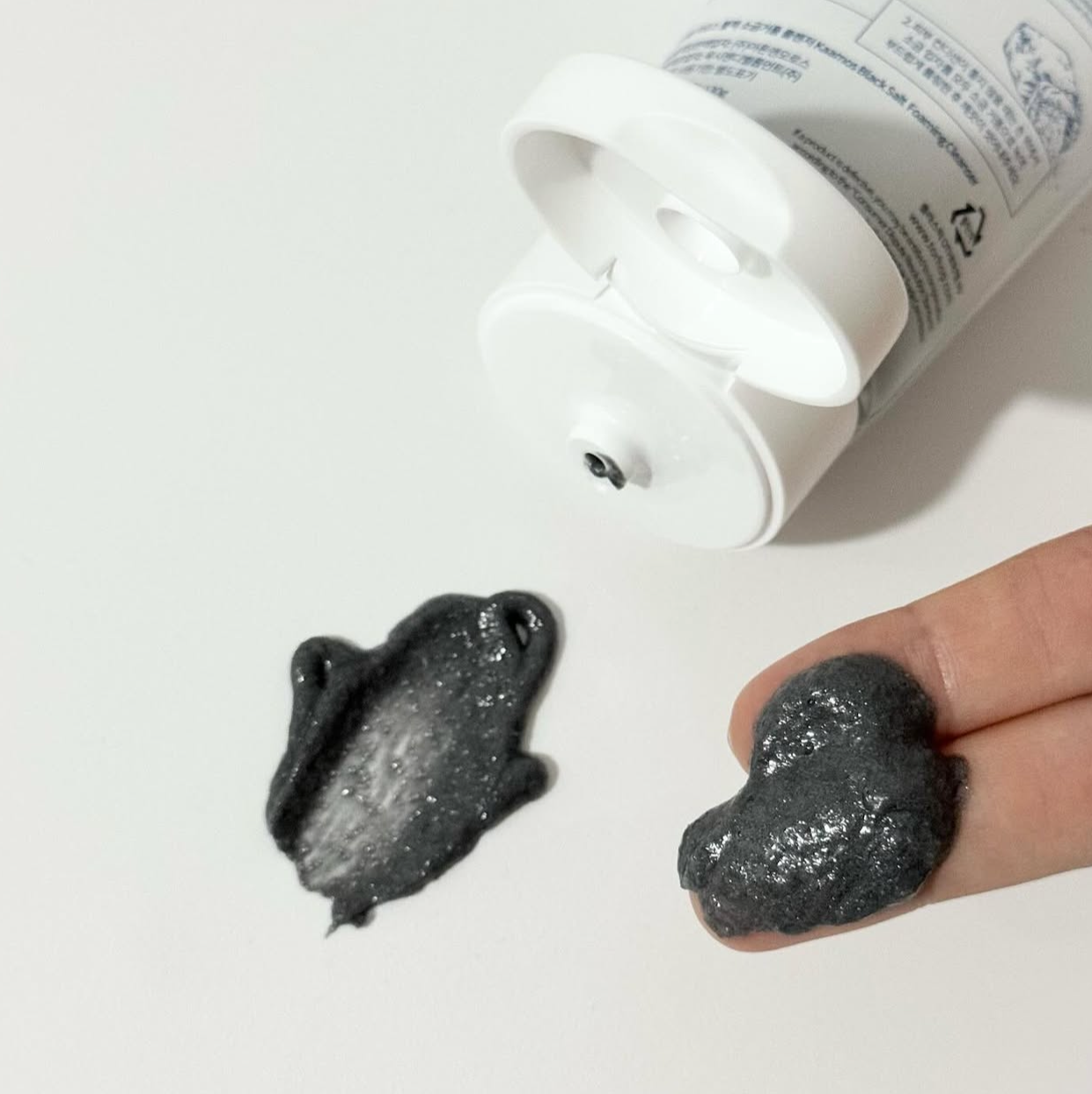 大熱🔥 韓國小眾品牌⭐️ Torhop 黑鹽去黑頭粉刺泡沫潔面乳 Torhop Kaamos Black Salt Foaming Cleanser