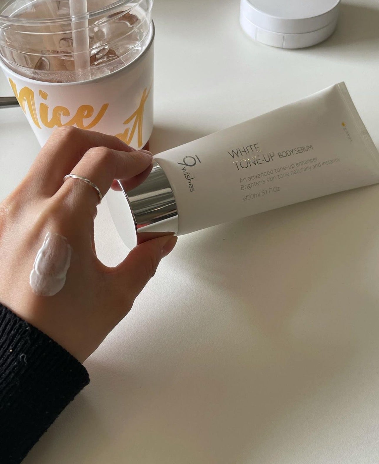 黃黑皮輕鬆打造牛奶冷白皮🥛 小心機✨9 wishes美白提亮防曬身體素顏霜