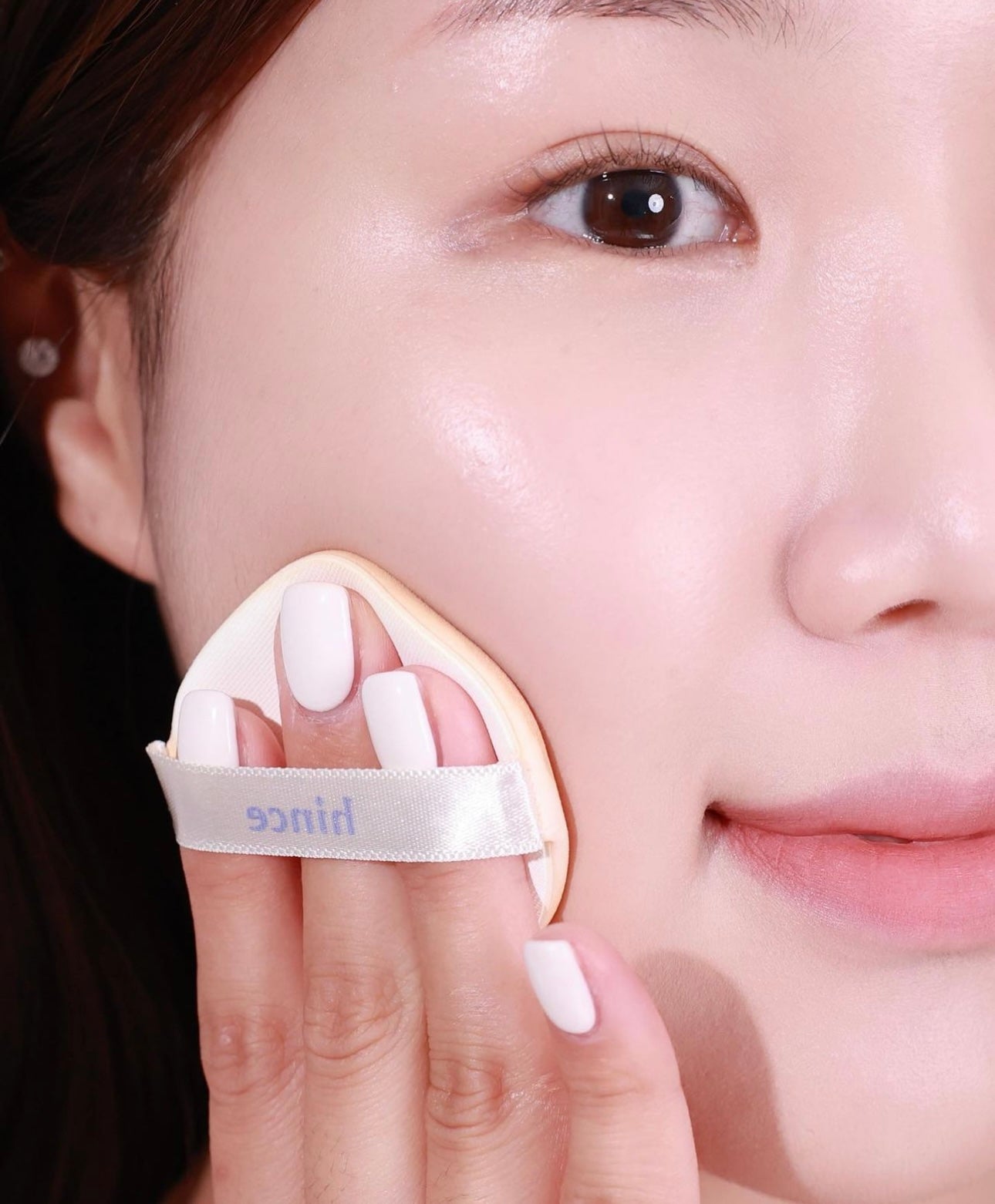 送手拎鏡🩵Hince Second Skin Mesh Matte Cushion SPF 40,PA++| 純素清透素顏感氣墊☁️| 防過敏認證🌟