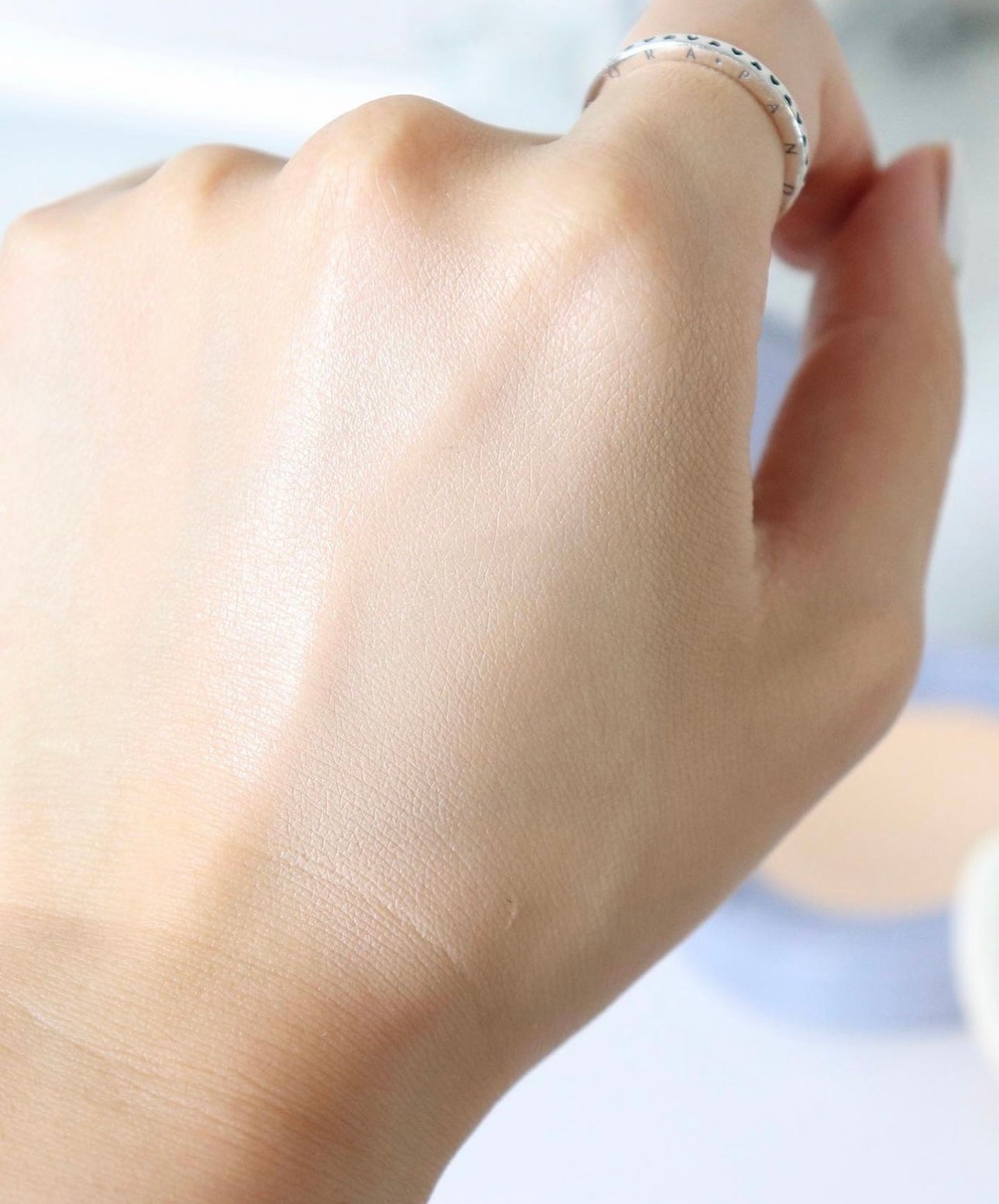送手拎鏡🩵Hince Second Skin Mesh Matte Cushion SPF 40,PA++| 純素清透素顏感氣墊☁️| 防過敏認證🌟