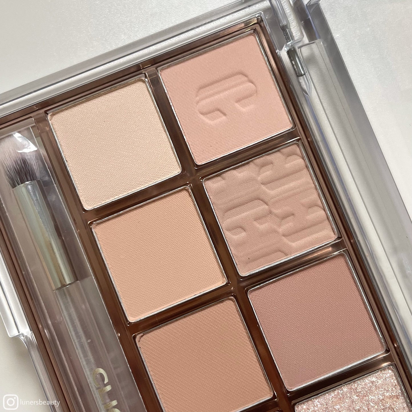 Clio 10 色眼影組合 Pro Eye Palette 🎨 | 啞光到珠光一盒包辦☁️