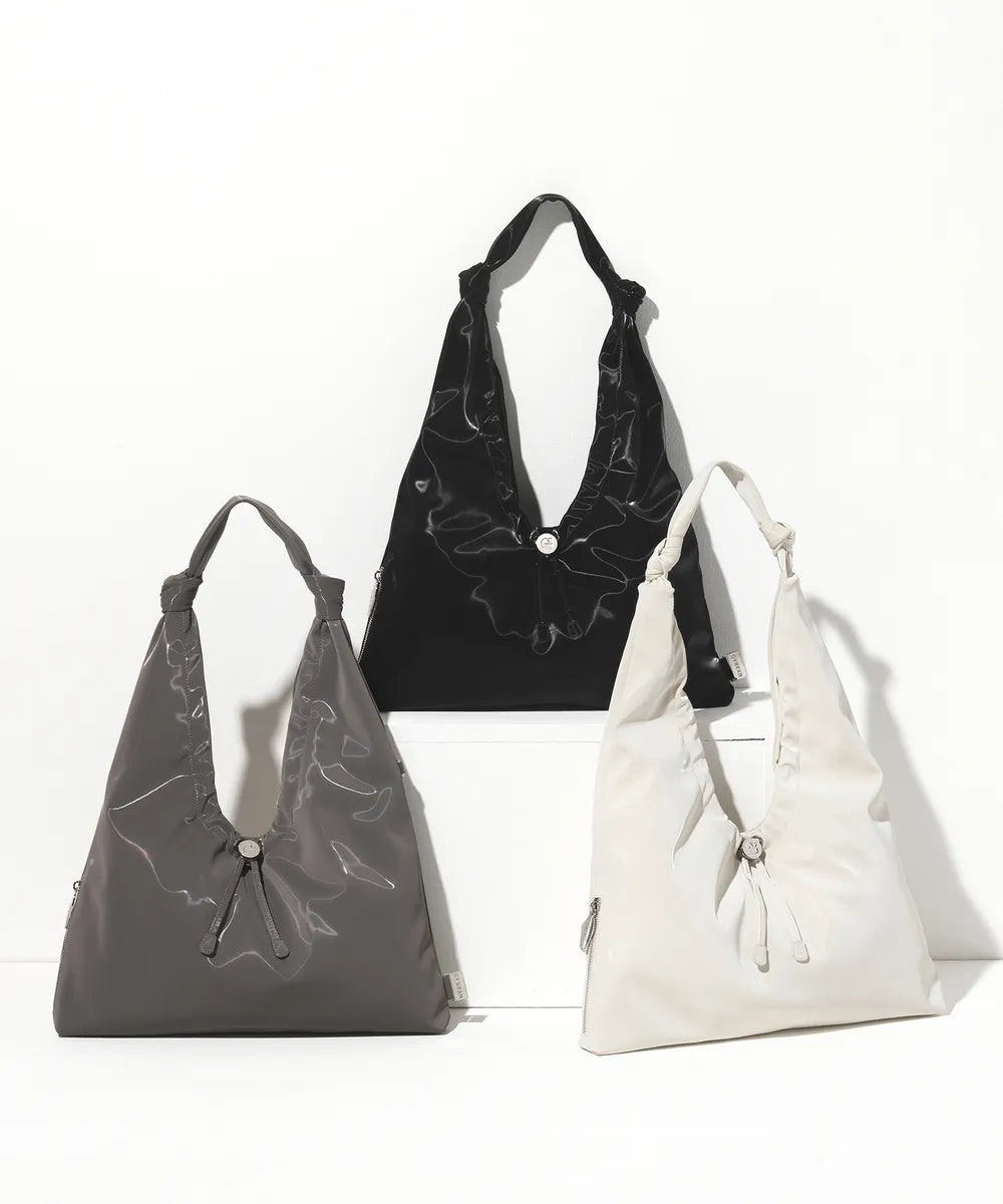 CARLYN Cushy Babe ☁️