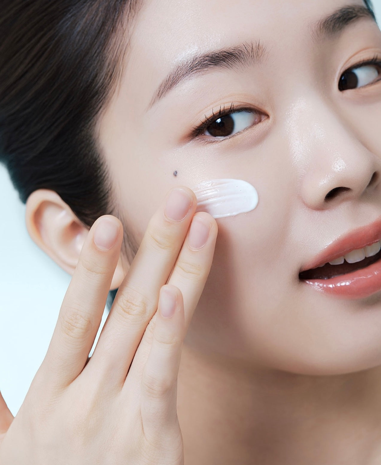 多送25ml✨ 全天守護👼🏻Laneige 爆水補濕防曬精華💦 Laneige Water Bank UV Barrier Sunscreen SPF50+ PA++++