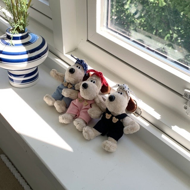 韓版波點頭巾掌門狗吊飾（三色可選）🐾🇰🇷