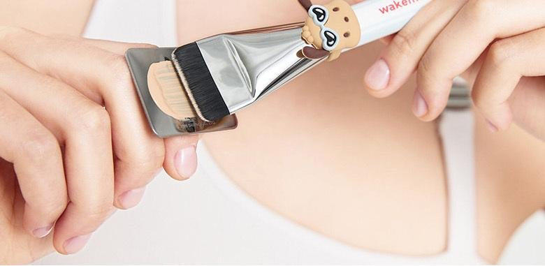 送粉底掃+粉底小盤 ⭐️WAKEMAKE x Sanrio 無痕持妝無痕粉底液🔥｜限量POCHACCO聯名