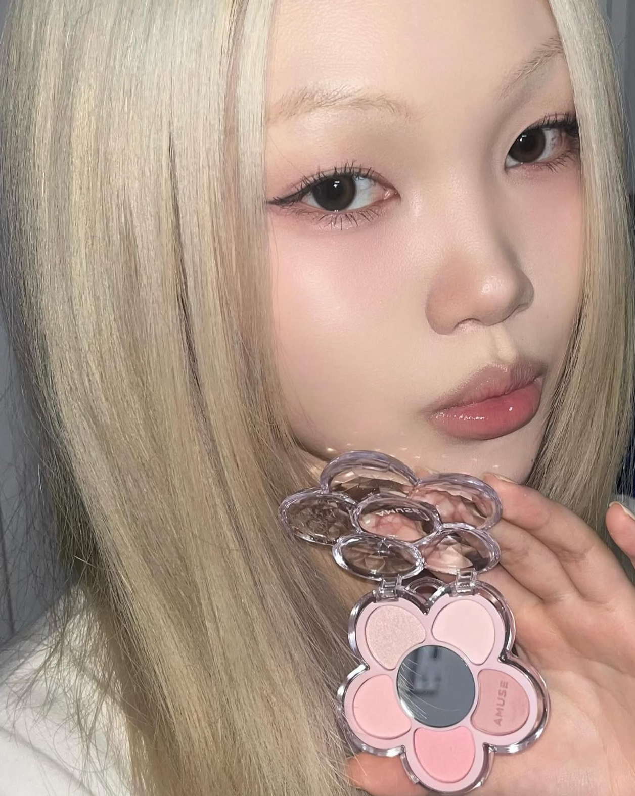 員瑛代言🤍Amuse 3D 小雛菊五色眼影盤🌸| Amuse Flora Eye Palette