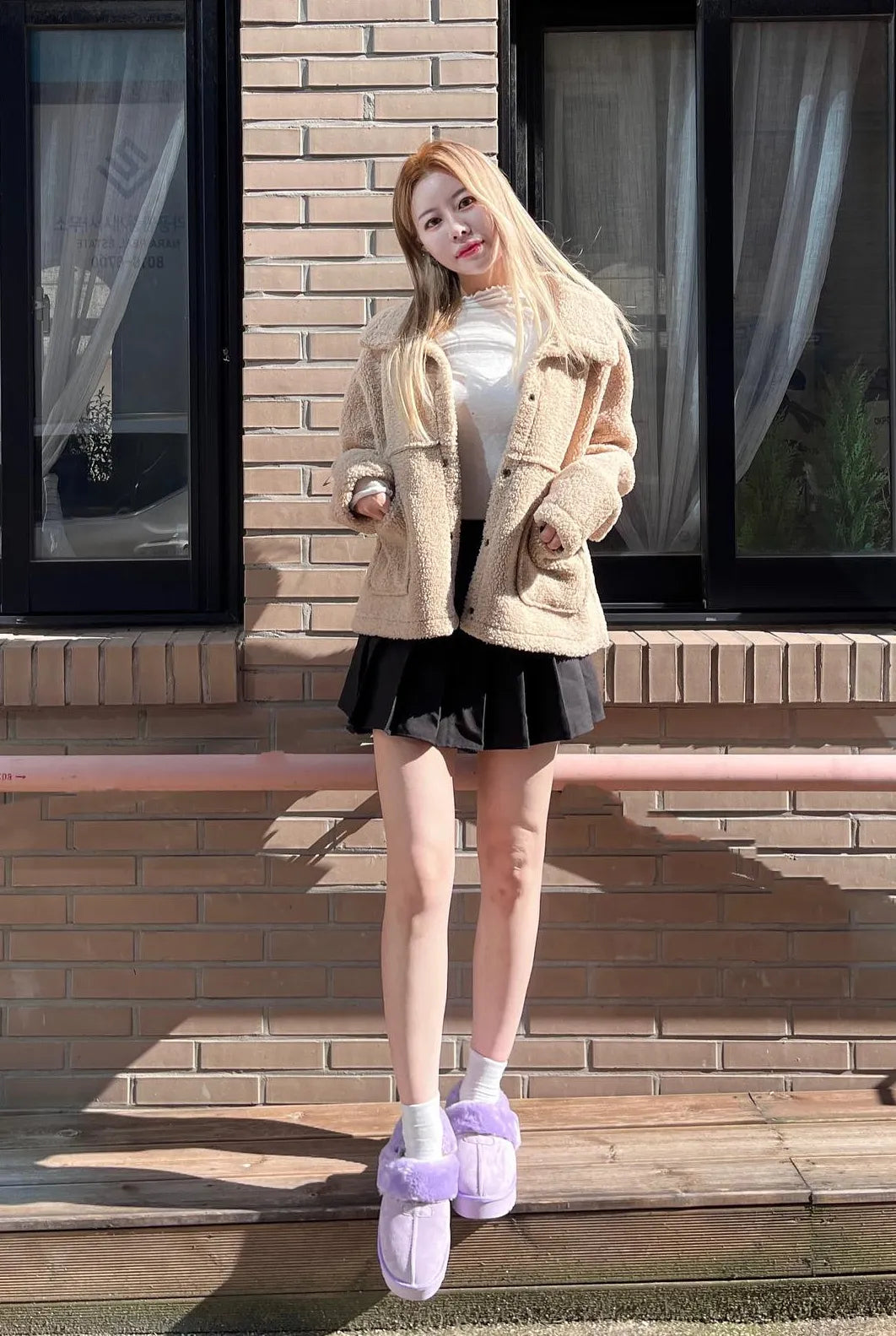 韓國品牌Shoopen 麂皮暖感兩用毛毛拖鞋🤎